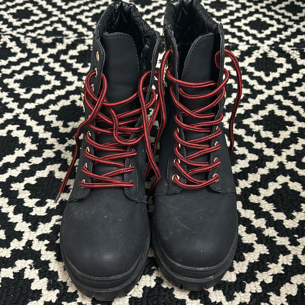 ♥️juicy couture boots🖤